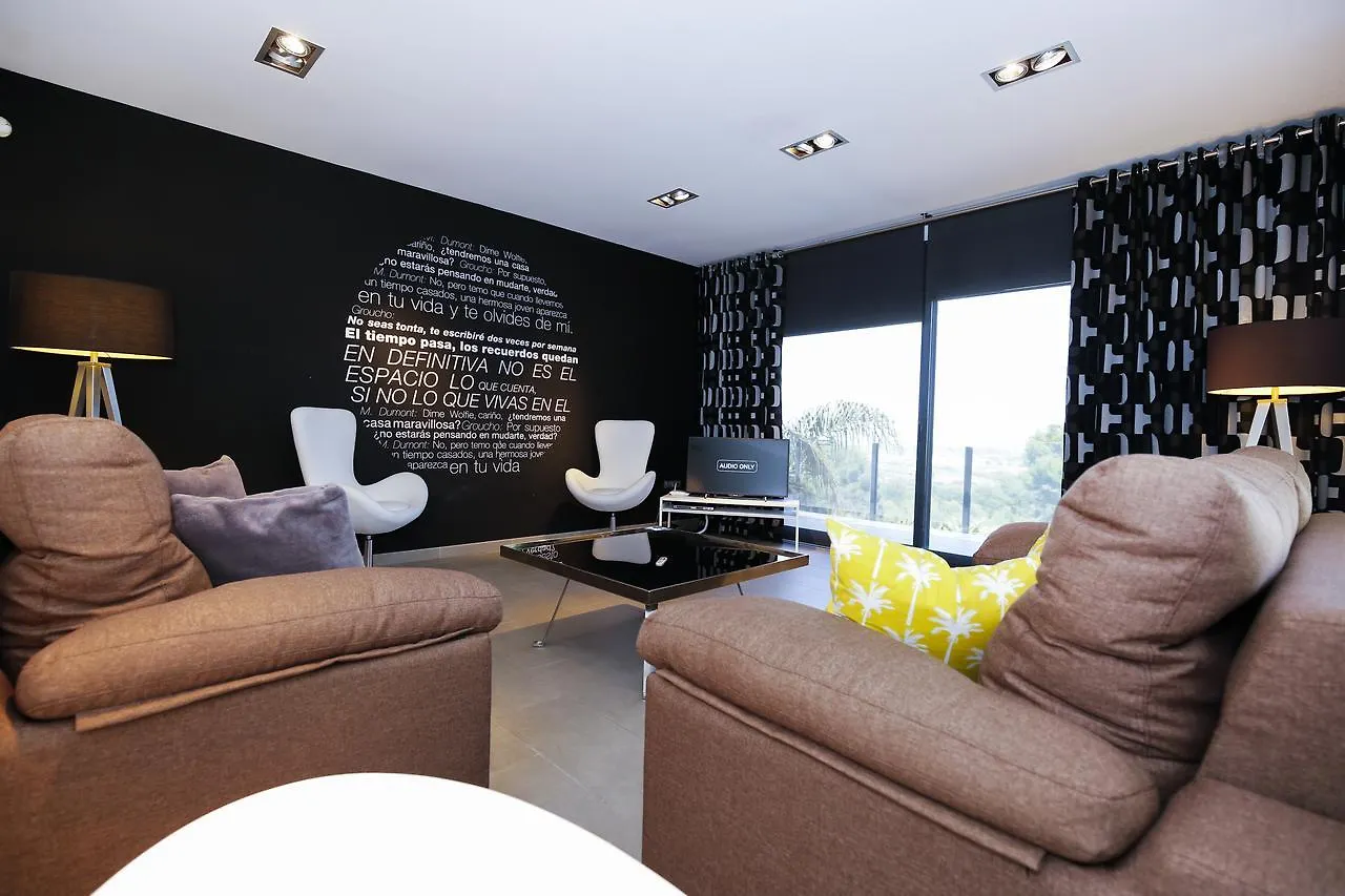 Mirador Villa Only Families Planet Costa Dorada サロウ