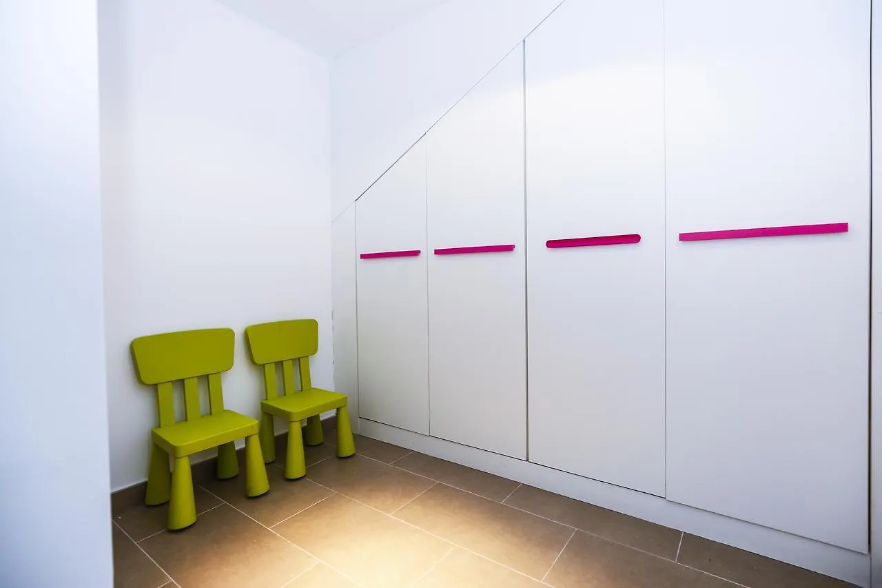 Mirador Villa Only Families Planet Costa Dorada 0*, サロウ スペイン