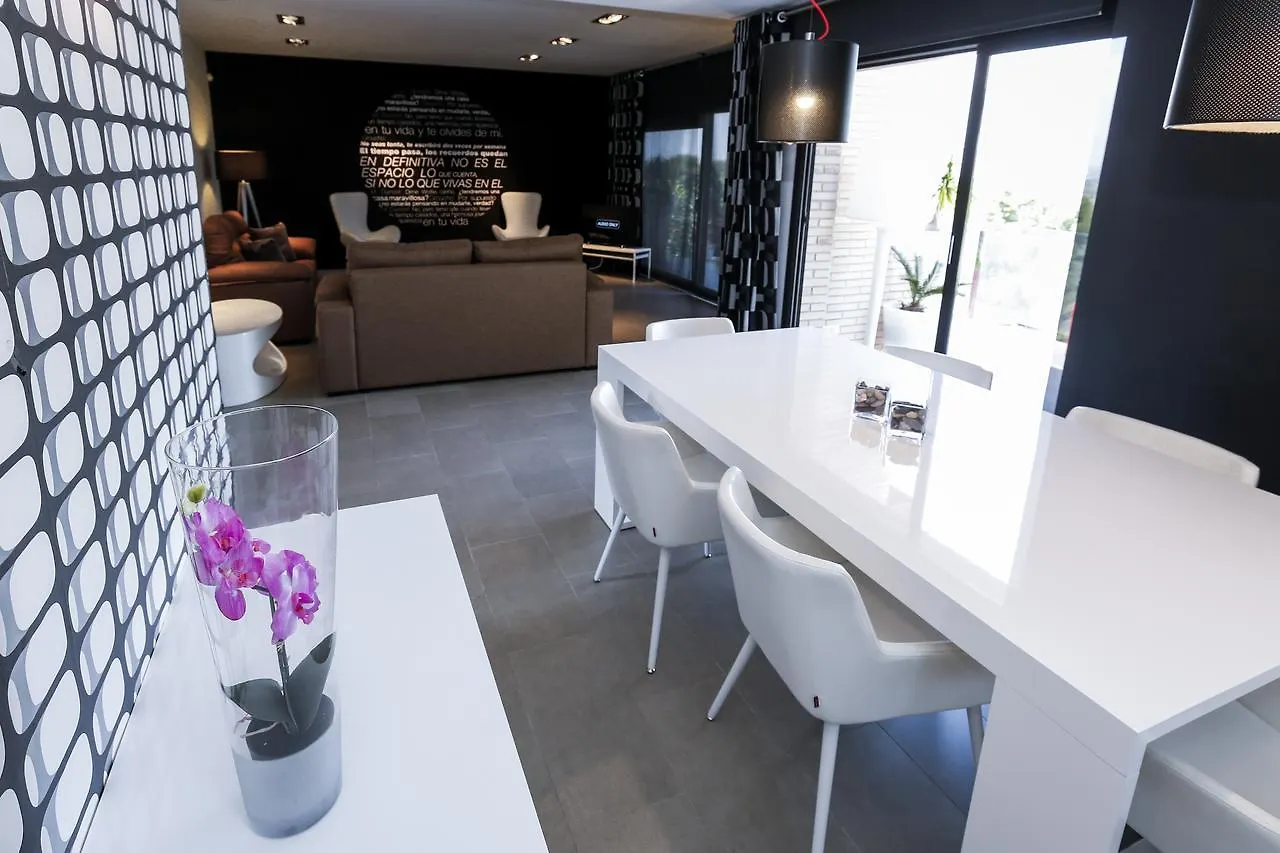 Mirador Villa Only Families Planet Costa Dorada 0*, サロウ